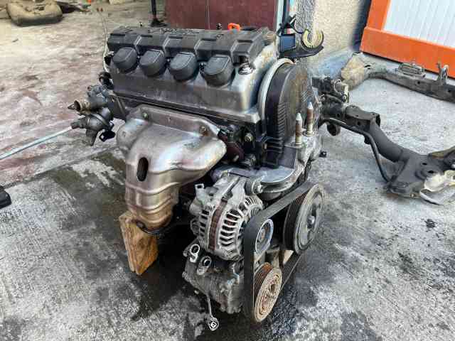 KARTİN TİCARET HONDA CIVIC V-TEC ÇIKMA ORJİNAL TEMİZ KOMPLE MOTOR 2002-2006 ARASI MODELLERE UYUMLUDUR....