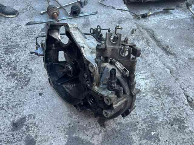 KARTİN TİCARET HONDA CIVIC V-TEC ÇIKMA ORJİNAL TEMİZ MANUEL ŞANZUMAN 2002-2006 ARASI MODELLERE UYUMLUDUR..