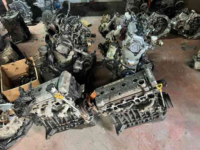 KARTİN TİCARET TOYOTA COROLLA  AE101 ÇIKMA ORJİNAL TEMİZ 1.6 ENJEKSİYONLU MOTORLAR 1993-1999 ARASI MODELLERE UYUMLUDUR.