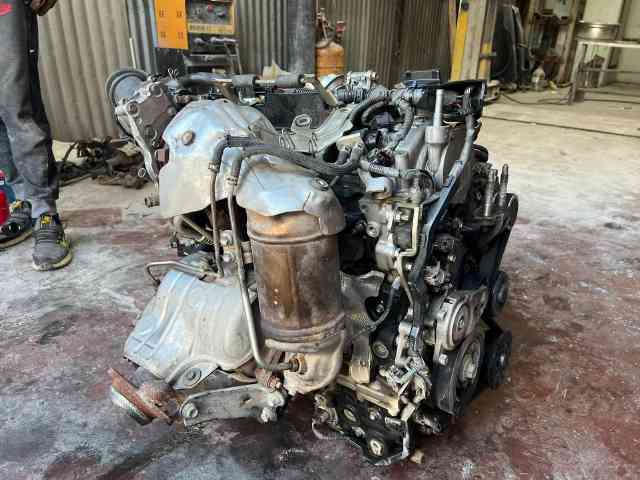 KARTİN TİCARET TOYOTA COROLLA 1NDE ÇIKMA ORJİNAL TEMİZ DİZEL KOMPLE MOTOR 2010-2013 ARASI MODELLERE UYUMLUDUR.....