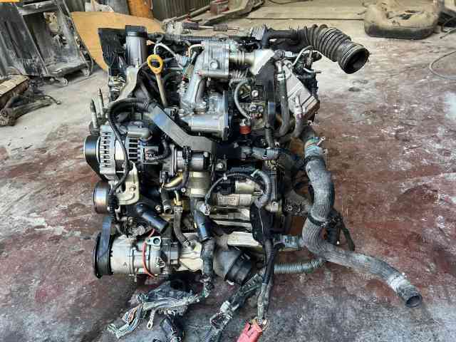 KARTİN TİCARET TOYOTA COROLLA 1NDE ÇIKMA ORJİNAL TEMİZ DİZEL KOMPLE MOTOR 2010-2013 ARASI MODELLERE UYUMLUDUR.....